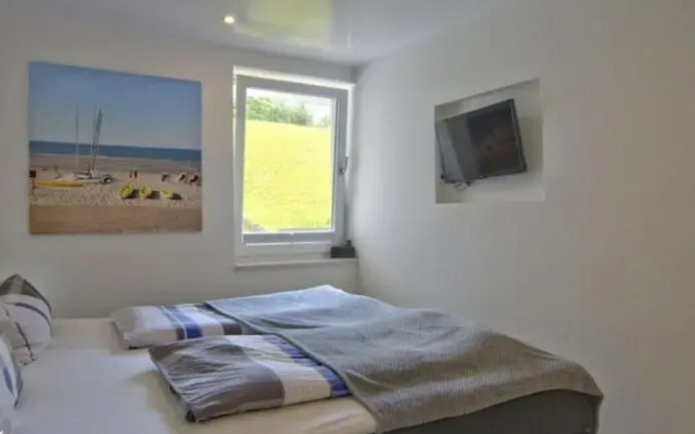 Iris 8 - Ruhige Souterrain-Wohnung in der Friesenstraße