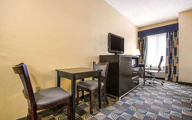 Quality Inn & Suites Glenmont - Albany South