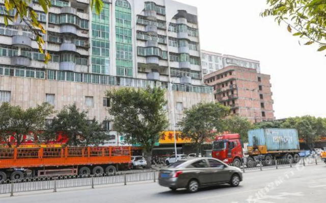 Xindu Business Hostel