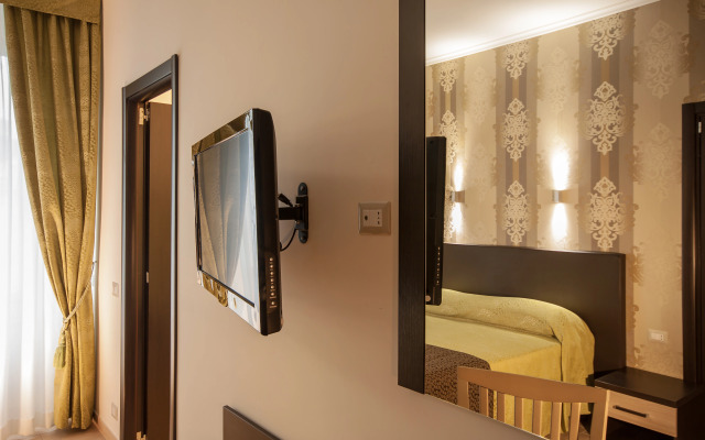 Rome King Suite