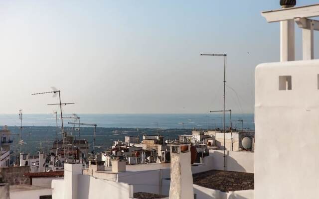 Monolocale finemente ristrutturato