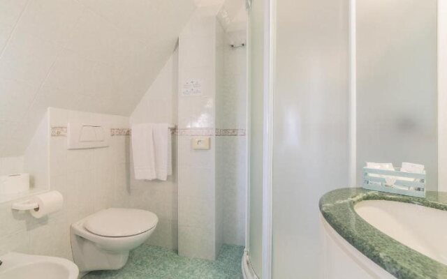 Hotel Blu Star