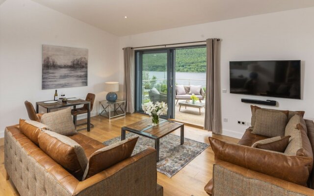 13 Loch View Stunning Loch Views