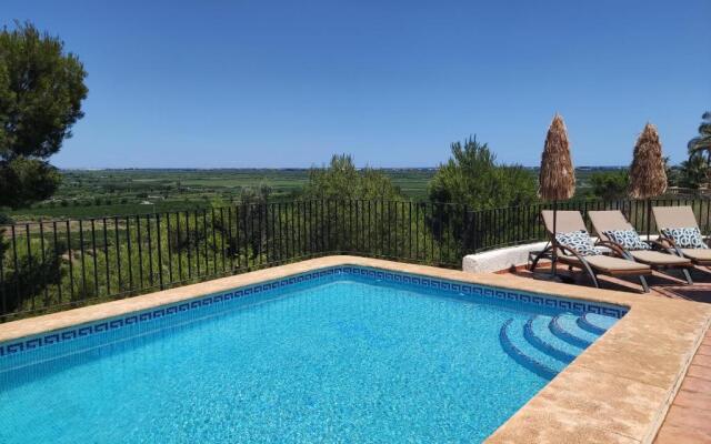 Holiday villa in Monte Pego-Denia, heated pool