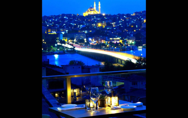 Walton Hotels Galata