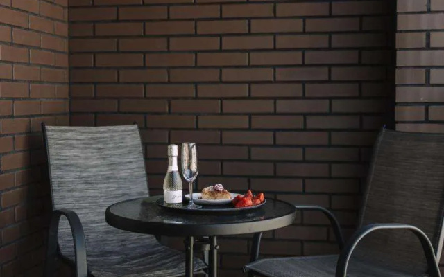 Merepargi ApartHotel & Cafe