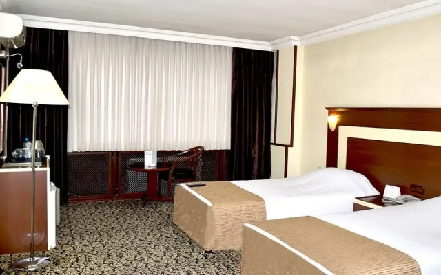 Hotel Tilmen