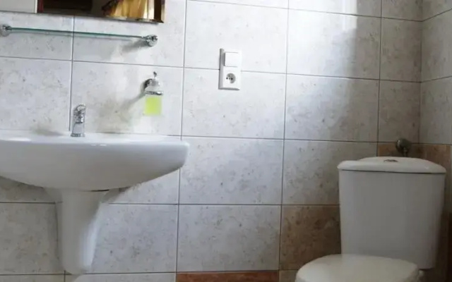 Pokoje Gościnne Kropka