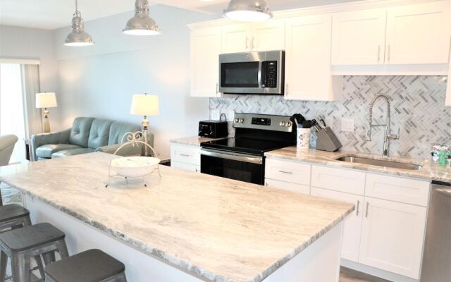 Jamaica Royale - T53 - 2 Br Condo