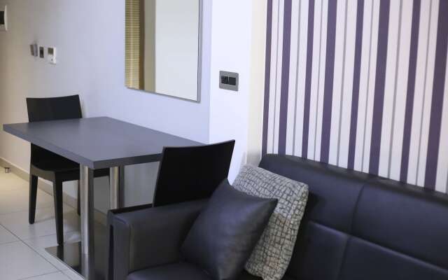 Pebbles Boutique Aparthotel