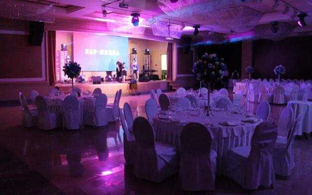 7 Days City Hotel