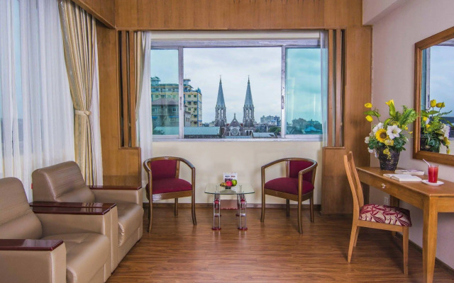 Asia Plaza Hotel