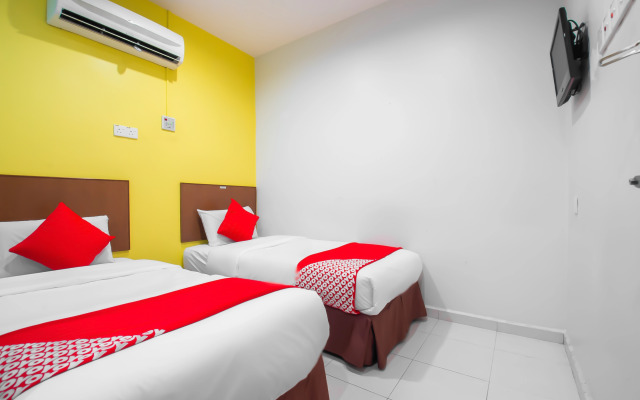 OYO 582 Hotel Walk Inn