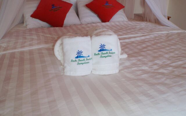 Rocks Beach Boutique Bungalows