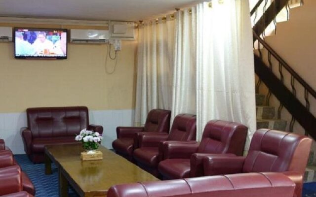 San Eain Hotel