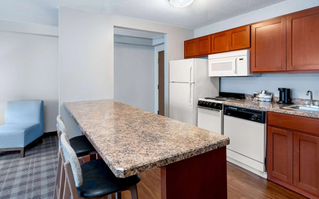 AmericInn by Wyndham Valley City - Conference Center
