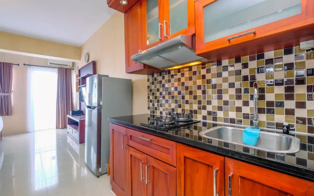 Comfy Studio At Park View Condominium Apartment