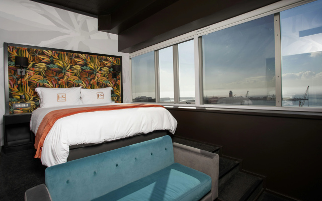 Hotel Sky Sandton