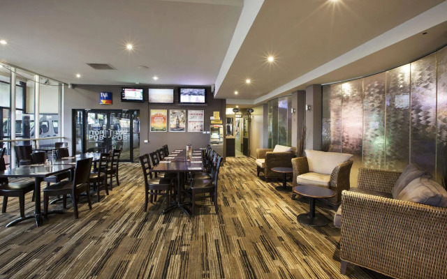 Nightcap at Morwell Hotel