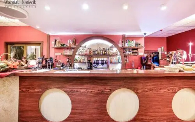Hotel i Restauracja Złoty Las