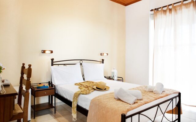 Stefi Rooms