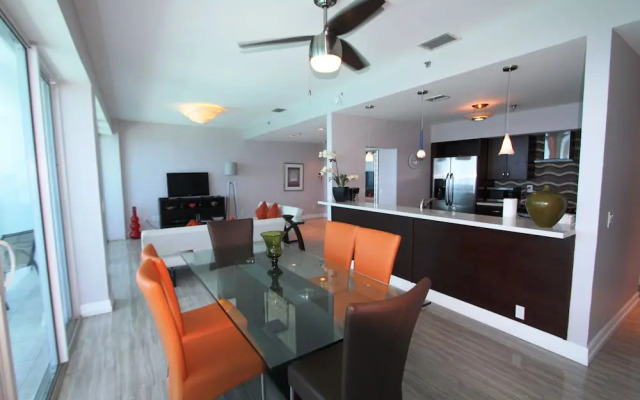 Soleil Apartments at Castle Beach Club