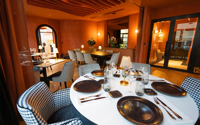 Hôtel Restaurant Le Regina