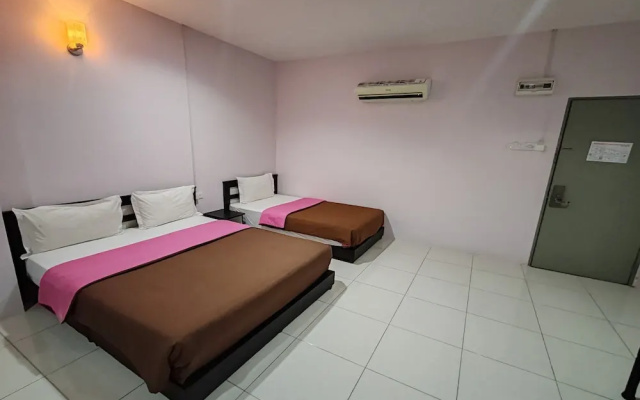 Hotel Kuang Hua Sitiawan Near To (UniKL-MIMET)