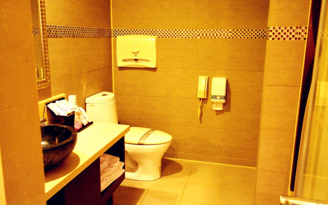 Discovery Motel - Tucheng
