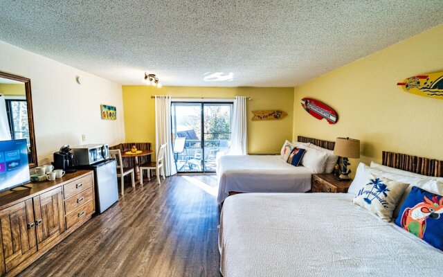 Buoyant Place Hang Out 2 Private Studio Homes!