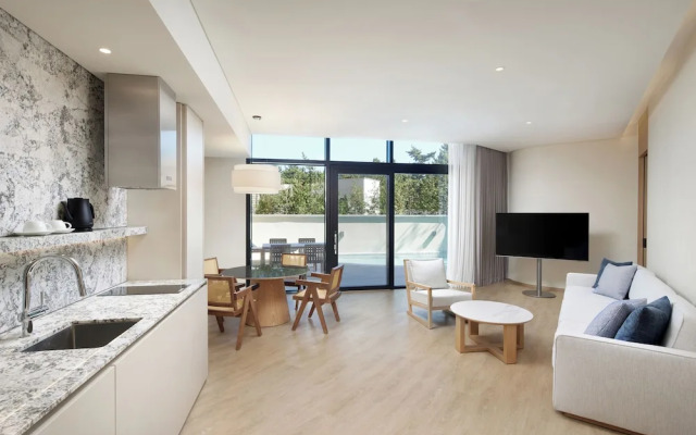 Shillamonogram Gangneung Residence