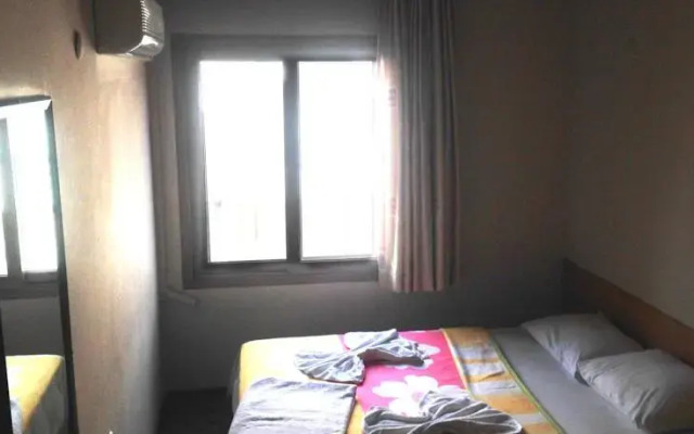 Oscar Hotel