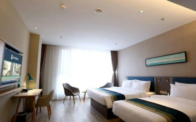 Homeinn Selected Hotel (Tongliao Wanda Plaza)
