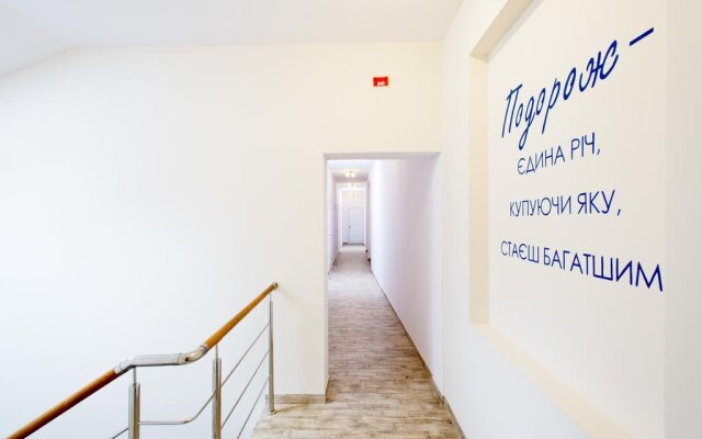 Gar'is Hostel Lviv