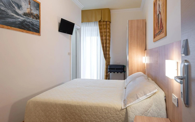 Hotel Corinna