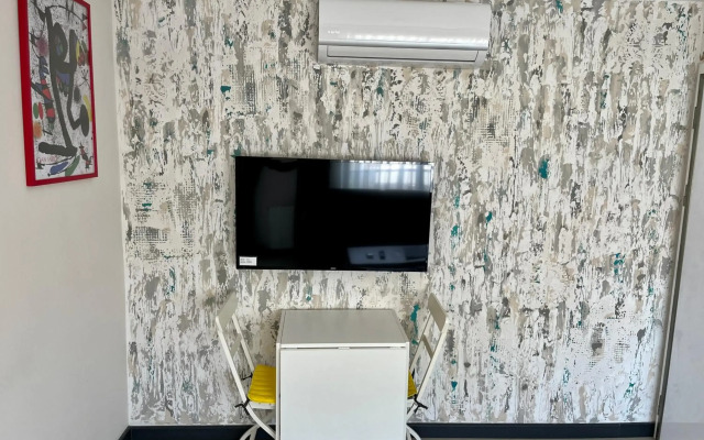 Eluxio Suite Hotel
