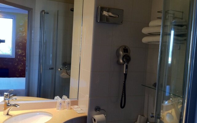 B&B HOTEL Reims Tinqueux
