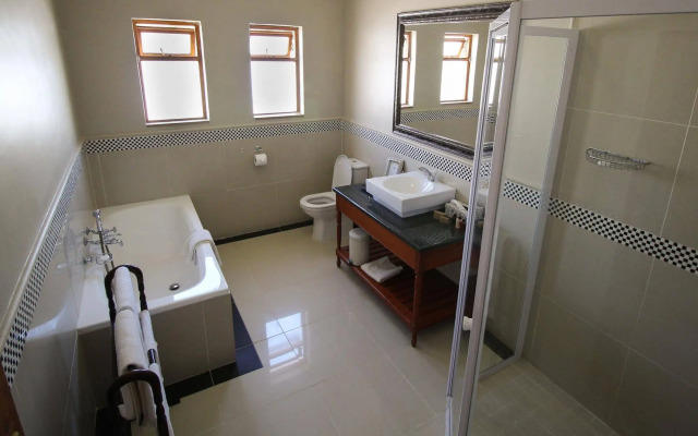 The Victorian 1906 Hotel