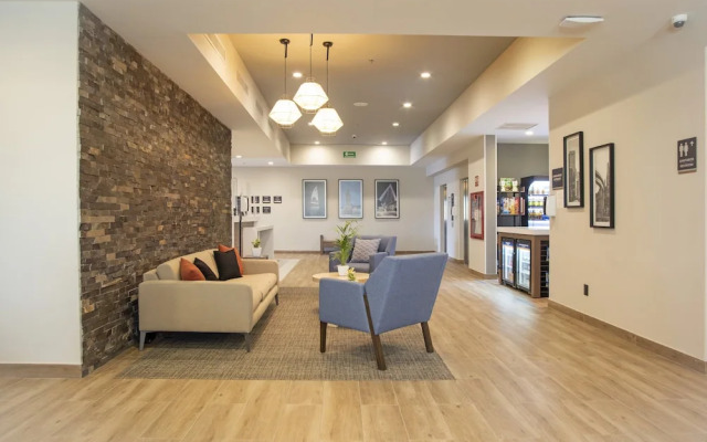 Candlewood Suites Guadalajara Galerias by IHG