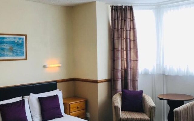 Palm Court Hotel