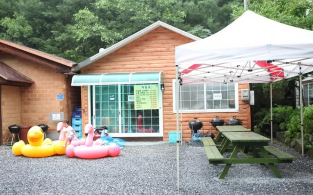 Youngwol Sky Pension Camping