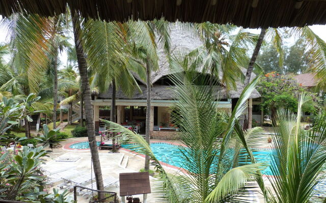 Aquarius Club International Resort