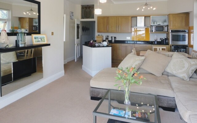 3 Hazeldene