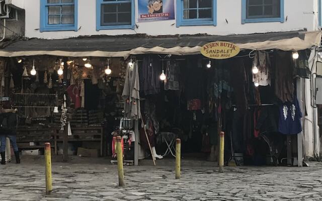 Sirince Gargamelin Evi