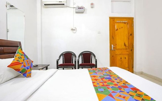 Fabhotel Lotus Inn