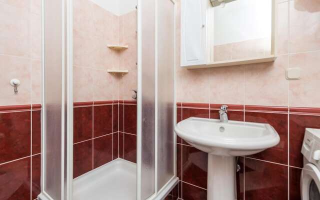 Awesome Apartment in Pag With Wifi and 2 Bedrooms