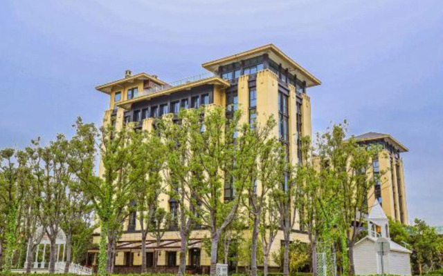 Mira Garden Hotel