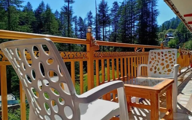 Spring House Manali
