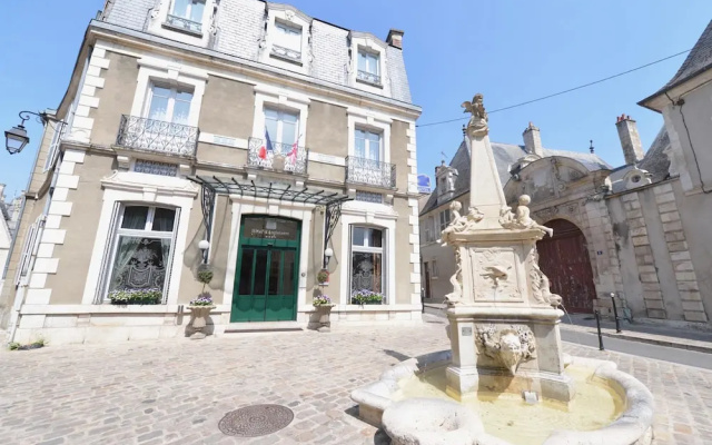 hotelImage