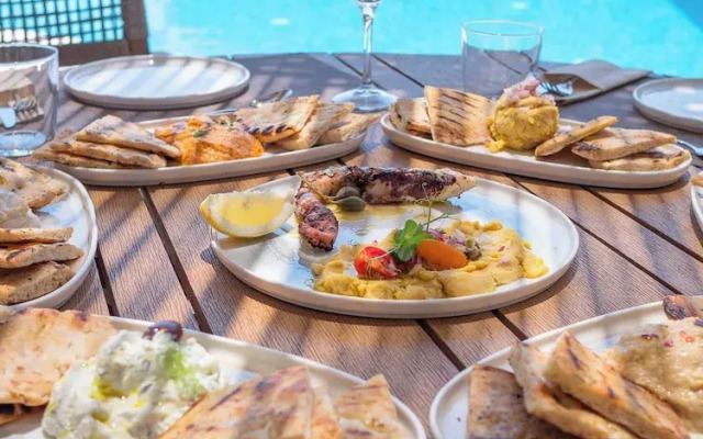 Aethrion Luxury Villas & Suites